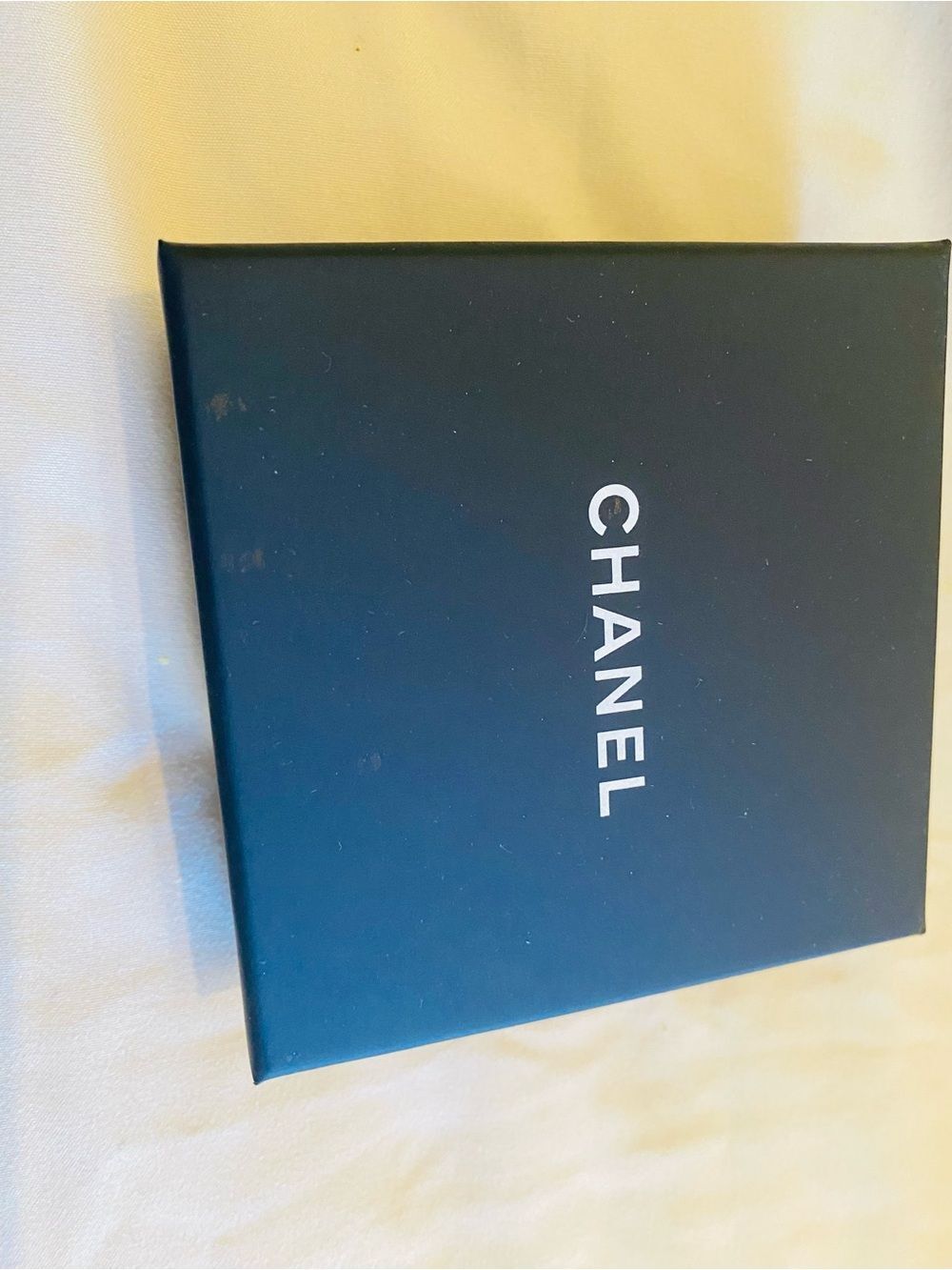 🛍️Chanel Authentic Branded Boxes & Camellias. See listing for pricing. - Picture 11 of 15